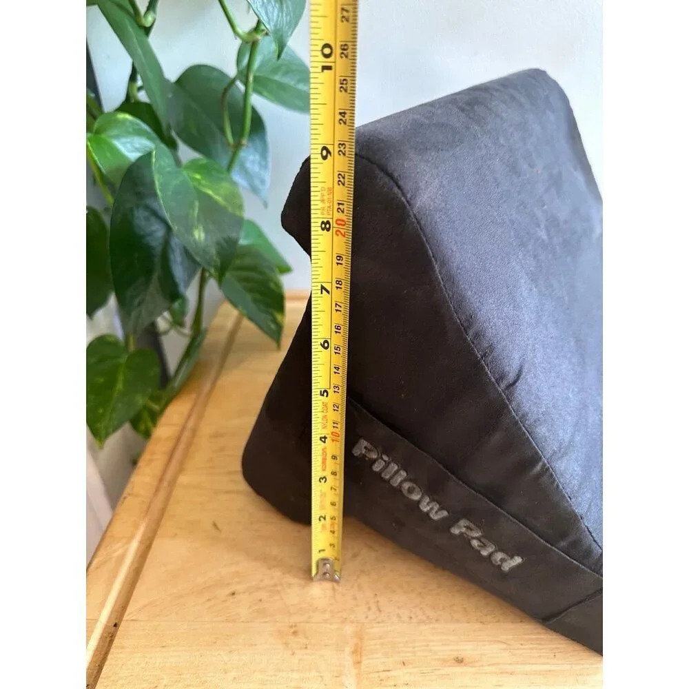 Gray Pillow Pad stand - Picture 8 of 9